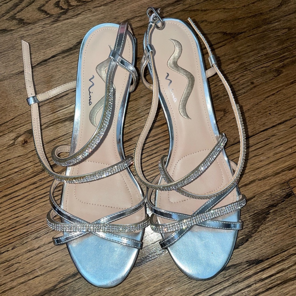 Womens Nina Silver Wedge shoes Size 8